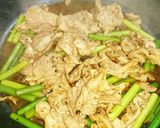 ニンニクの茎と豚肉の簡単!炒めもの作り方3写真