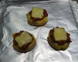 スマッシュポテトのミートチーズ焼き作り方4写真