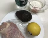 鶏胸肉とアボカドのレモンフリッター作り方1写真