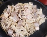 鶏もも肉とこんにゃくのごぼう煮作り方15写真