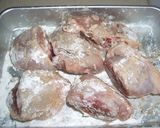 鶏ぶつ切りとコーンのカレー風味煮込み作り方2写真