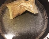 なめことワカメの味噌汁作り方1写真