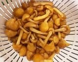 なめことワカメの味噌汁作り方3写真
