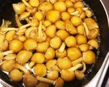 なめことワカメの味噌汁作り方4写真