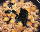 なめことワカメの味噌汁作り方5写真