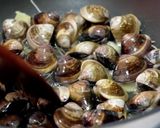台湾風はまぐりバジル炒め｜塔香炒蛤蜊作り方2写真