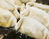 レトルト●焼き餃子＆生クリームソース作り方1写真