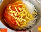 食べやすい千切り大根と人参のお味噌汁☆作り方3写真