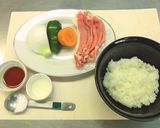 【主食・主菜・副菜】とんとん丼作り方1写真