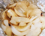 新玉ねぎのまるごとホイル焼きアヒージョ風作り方4写真