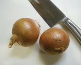 高血圧!チビ玉葱のお味噌汁☆ゆず胡椒風味作り方1写真