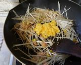 大鰐モヤシのツナたま炒め作り方5写真