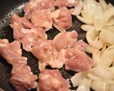 鶏もも肉ときのこのトマトクリームソース煮作り方2写真