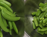 厚揚げとスナップエンドウと椎茸の塩炒め作り方1写真