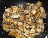 厚揚げとスナップエンドウと椎茸の塩炒め作り方5写真