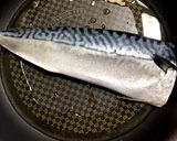 塩サバしめじブロッコリーのペペロンチーノ作り方2写真