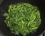 鶏肉と春菊と馬鈴薯のオイスターソース炒め作り方7写真