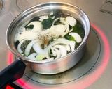 簡単♪玉ねぎとわかめのお味噌汁作り方2写真
