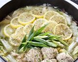 鶏がらだしで【鶏塩レモン鍋】作り方5写真