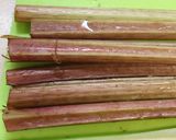 春の訪れ♪蕗（太いもの）の皮むきと茹で方作り方1写真