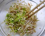 簡単！もやしのナムル☆梅胡麻風味作り方2写真