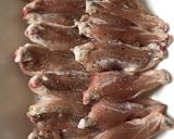 鶏手羽とうずらの照り煮作り方1写真