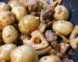 豚肉&新じゃが、れんこん煮ころがし。作り方7写真