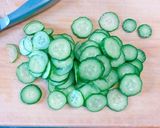洋風のタコときゅうり酢の物作り方1写真