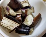 キーマカレー余りで茄子カレー作り方2写真