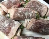 豚薄切り肉&とろろ昆布のクルクル焼き作り方2写真