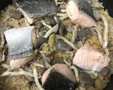 簡単☆炊飯器de鮭としめじの炊き込みご飯作り方5写真