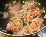 マヨしょうゆ麹で肉野菜炒め♪作り方1写真