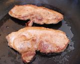 豚ランプ肉のハニーマスタードソテー作り方2写真