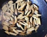 おつまみにも【豚と新じゃがのハーブソテー作り方5写真
