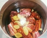 簡単♪おうち居酒屋◇豚スペアリブ煮込み作り方2写真