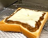 残ったカレーで♪チーズカレートースト★作り方2写真