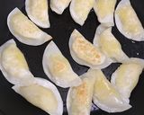 さつまいもチーズの餃子の皮包み焼き作り方5写真