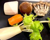 鶏ガラで＊きのことお野菜のスープ作り方1写真