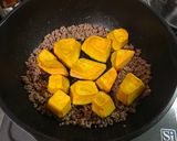 ほったらかしで簡単！カボチャと挽肉の煮物作り方6写真
