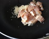 たっぷりキャベツと鶏肉の春巻き♡作り方2写真