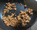 キャベツとひき肉のオイスター炒め作り方2写真
