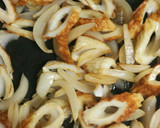 新玉ねぎとちくわ炒め作り方1写真
