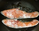 ご飯がすすむ鮭のムニエル〜レモン醤油〜作り方4写真