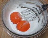 マリーム使用♪ふわふわスキレットオムレツ作り方3写真