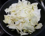 簡単！春キャベツの蒸し炒め作り方2写真