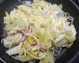 簡単！春キャベツの蒸し炒め作り方3写真