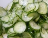 キュウリ・ワカメ・カニカマの酢の物作り方1写真