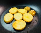 簡単一品☆新じゃがのクミンソテー作り方3写真