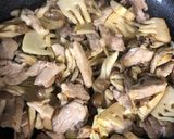 筍と鶏もも肉の炒め物作り方2写真