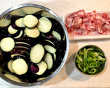 豚肉とナスの味噌炒め作り方1写真